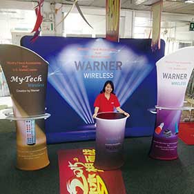 Warp knitting cloth banner